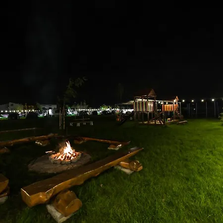 Kempingzator キャンプ場 3*