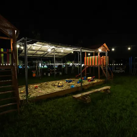 Kempingzator キャンプ場 3*